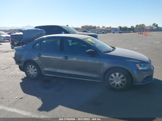 3VW2K7AJ9FM413475 Volkswagen Jetta Sedan 2.0l S