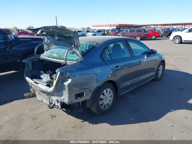 3VW2K7AJ9FM413475 Volkswagen Jetta Sedan 2.0l S