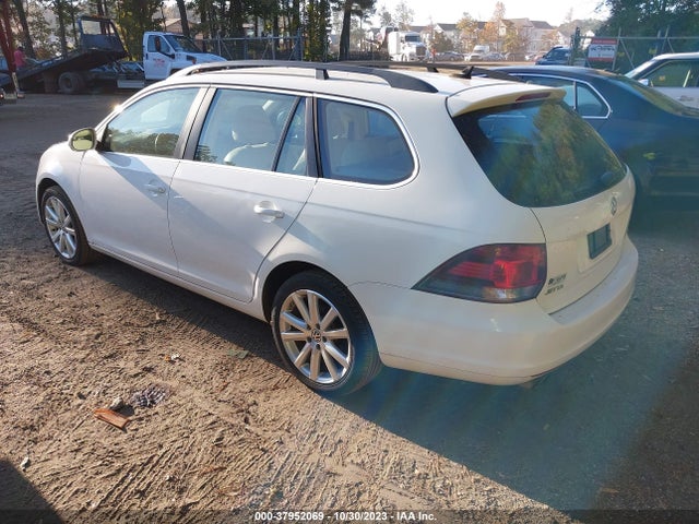 2010 VOLKSWAGEN JETTA SPORTWAGEN 3VWPL7AJ8AM690629 Photo 2