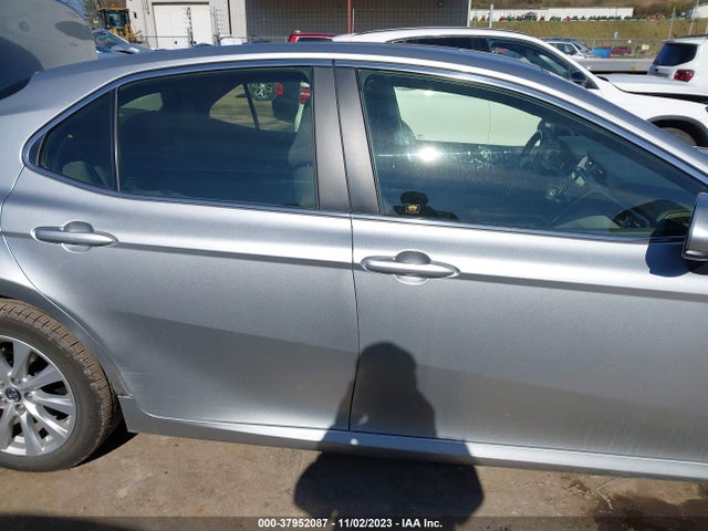 Toyota CAMRY LE 2018 JTNB11HK7J3036524 Image 13