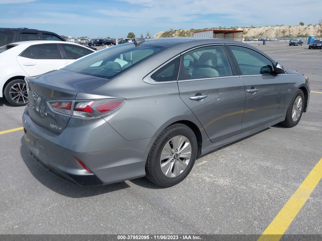 Продаж на аукціоні авто 2019 Hyundai Sonata Hybrid Se, vin: KMHE24L38KA084526, номер лоту: 37952095