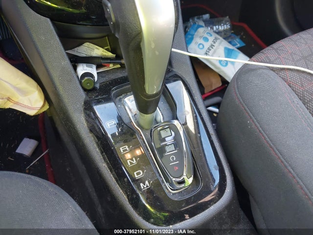 Chevrolet Sonic Lt Auto 2018 1G1JD6SB5J4104755 Image 11