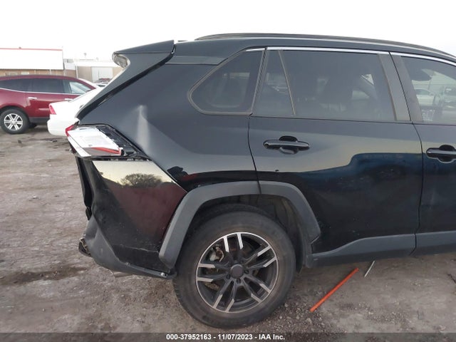 Toyota RAV4 LE 2019 JTMH1RFV5KJ007451 Image 6