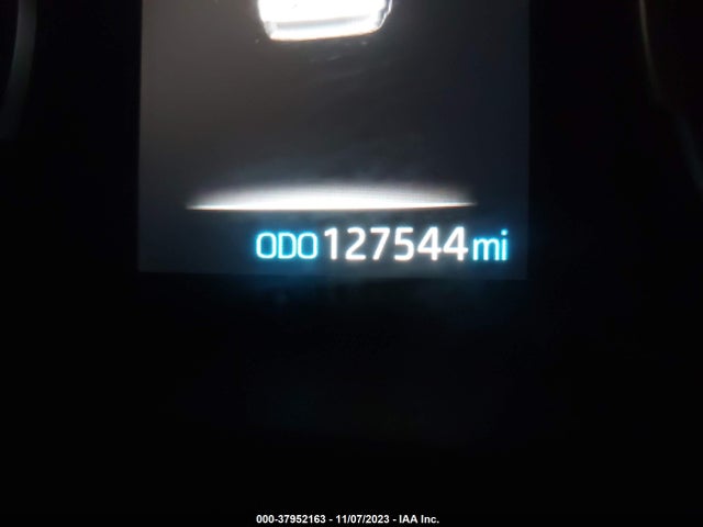 Toyota RAV4 LE 2019 JTMH1RFV5KJ007451 Image 7