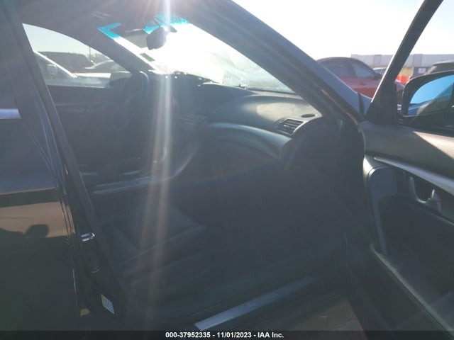 2010 ACURA TL 3.5 VIN: 19UUA8F51AA018696