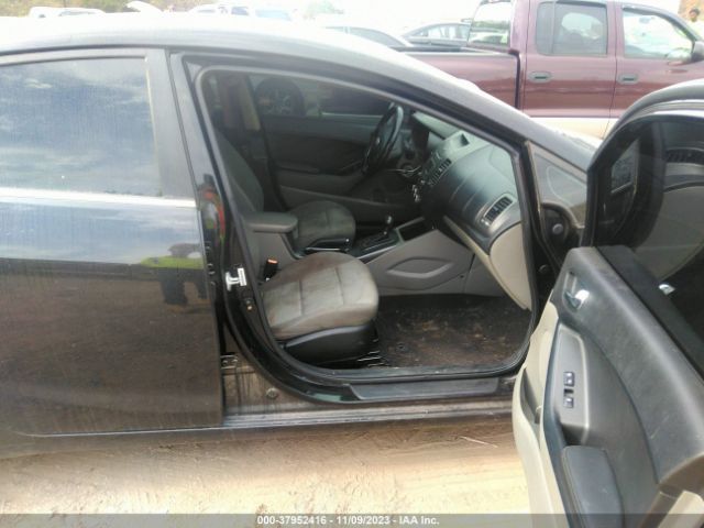 KNAFX4A81F5391220 KIA FORTE EX