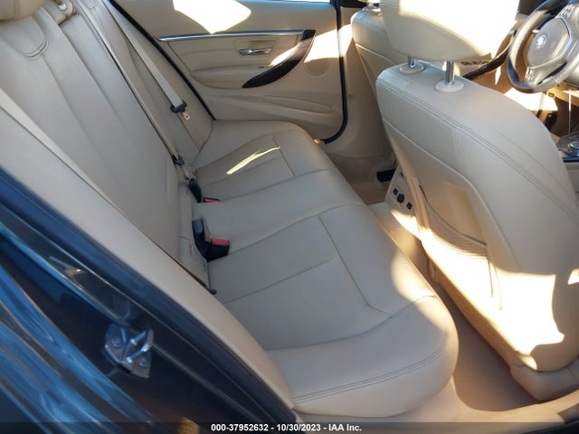 WBA8E3C55GK502608 BMW 328i Xdrive