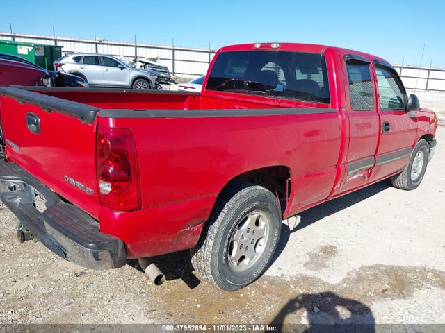 2004 CHEVROLET SILVERADO 1500 LS VIN: 2GCEC19T541237593