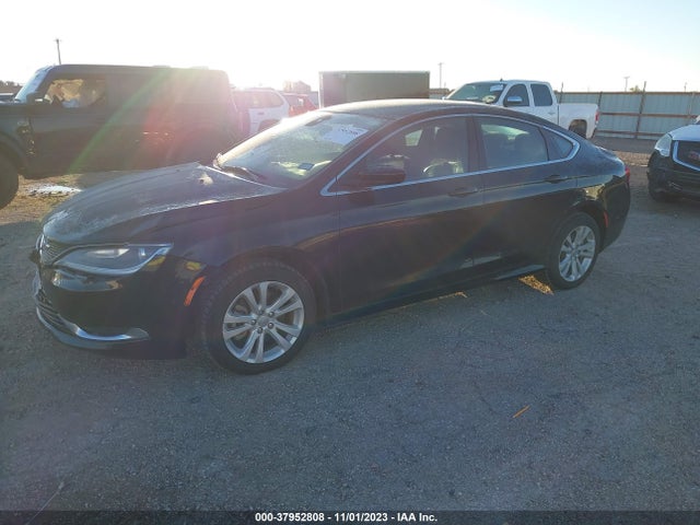 Chrysler 200 Limited Platinum 2017 1C3CCCAB5HN503709 Image 2