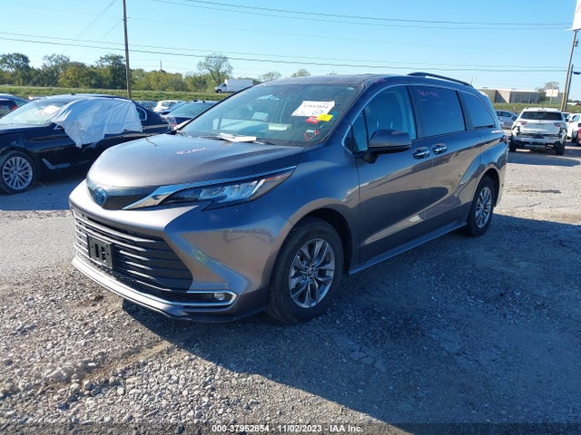 2023 TOYOTA SIENNA XLE VIN: 5TDYRKECXPS154469