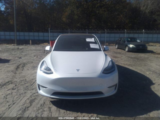 7SAYGDEE9NF324652 Tesla Model Y Long Range