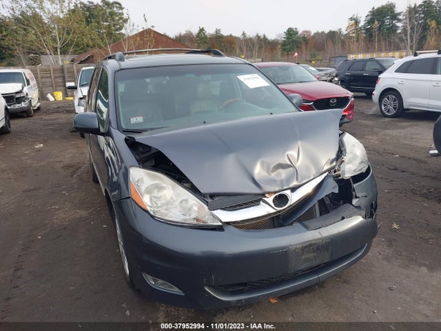 2009 TOYOTA SIENNA XLE VIN: 5TDBK22CX9S022555