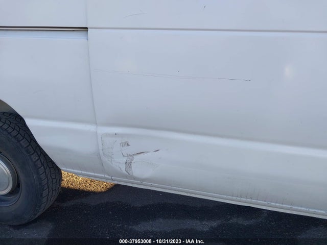 1999 FORD E-150 RECREATIONAL/COMMERCIAL VIN: 1FTRE14W2XHC07076