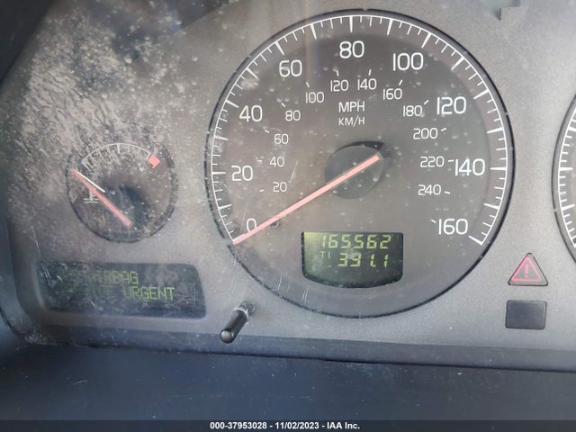 2003 VOLVO V70 2.4L VIN: YV1SW61T332330155