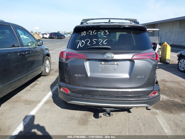 2017 TOYOTA RAV4 XLE VIN: JTMWFREV8HJ702526