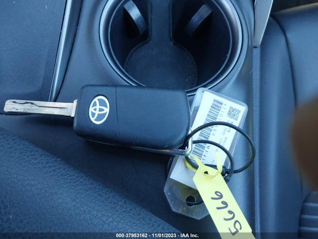 2021 TOYOTA CAMRY 4T1G11AK9MU410193 Photo 10