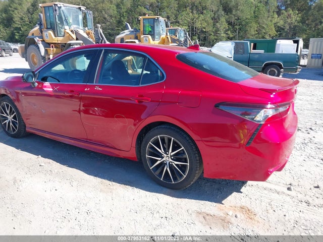 2021 TOYOTA CAMRY 4T1G11AK9MU410193 Photo 2