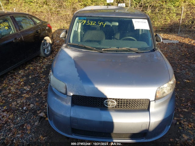 2009 SCION XB VIN: JTLKE50E191077572