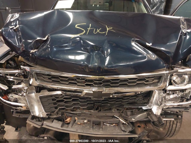 Chevrolet Suburban Ls 2018 1GNSKGKC4JR261395 Image 10