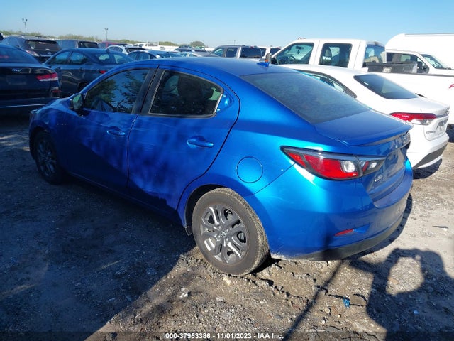 Toyota YARIS LE 2019 3MYDLBYV8KY515357 Image 3