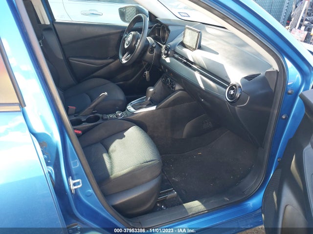 Toyota YARIS LE 2019 3MYDLBYV8KY515357 Image 5