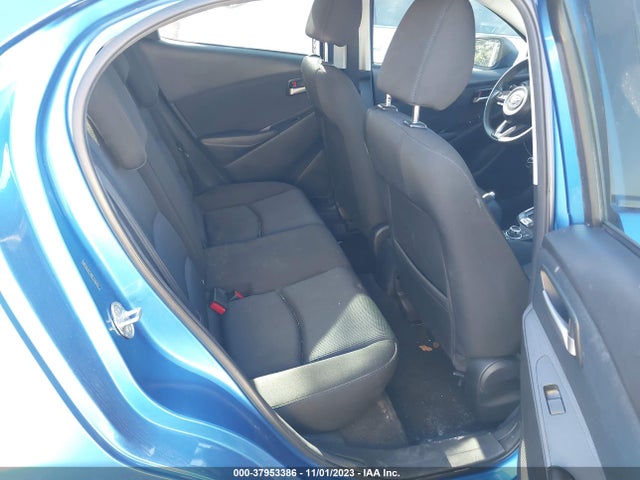 Toyota YARIS LE 2019 3MYDLBYV8KY515357 Image 8