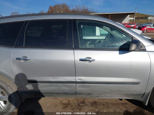 Chevrolet Traverse Ls 2015 1GNKRFEDXFJ154027 Image 13