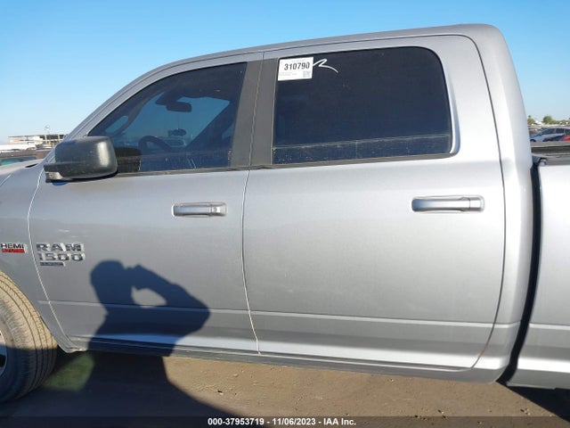 RAM 1500 Classic 2019 1C6RR7TT3KS659099 Image 14