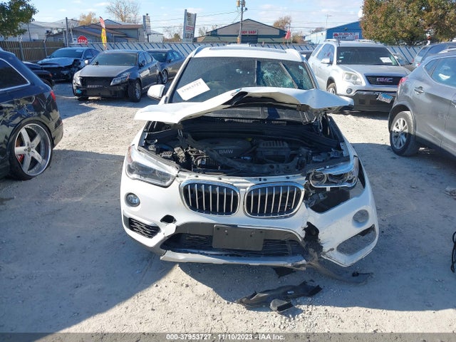 BMW X1 Xdrive28i 2018 WBXHT3C38J3H33405 Image 12
