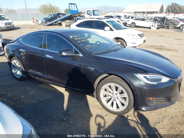 5YJSA1E18HF196778 Tesla Model S 60/75