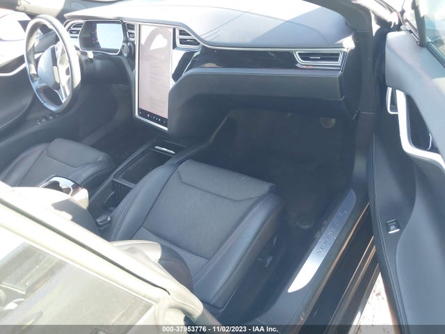 5YJSA1E18HF196778 Tesla Model S 60/75