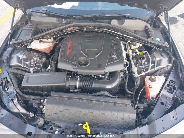 ZARFAMBN1M7645430 Alfa Romeo Giulia Ti Rwd