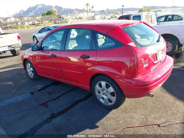 2002 FORD FOCUS ZX5 VIN: 3FAFP37392R195404