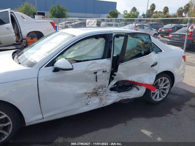 WAUGMAF42KN006324 Audi A4 40 Premium