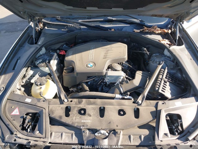 WBA5A5C58ED505210 BMW 528I