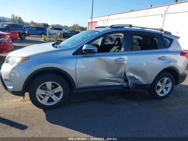 Toyota Rav4 Xle 2014 JTMRFREV0EJ012763 Image 6