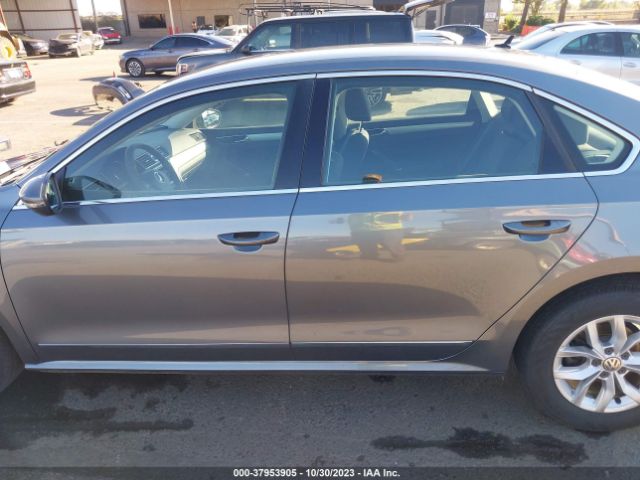 1VWAT7A36HC004980 Volkswagen Passat 1.8t S