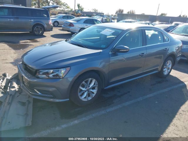 1VWAT7A36HC004980 Volkswagen Passat 1.8t S