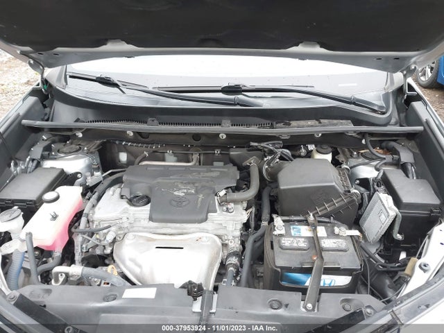 Toyota RAV4 LE 2018 2T3BFREV7JW776610 Image 10