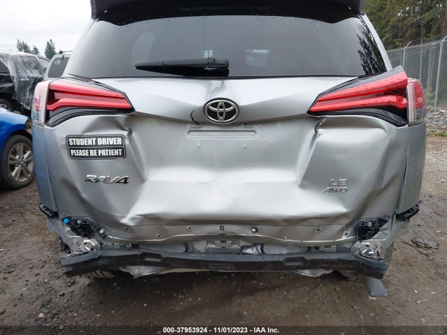 Toyota RAV4 LE 2018 2T3BFREV7JW776610 Image 6