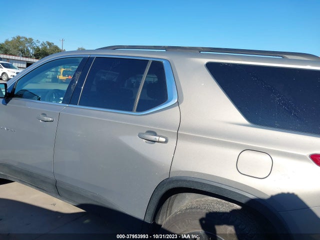 Chevrolet Traverse Lt Cloth 2019 1GNERGKW1KJ222007 Image 15