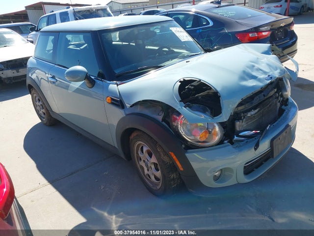 2013 MINI HARDTOP WMWSU3C56DT684379 Photo 0