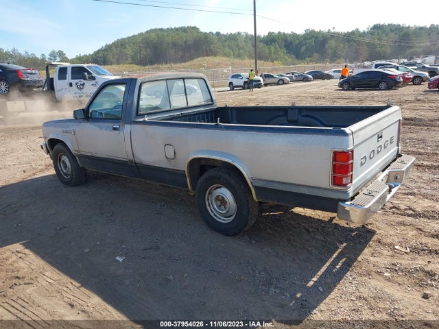 1987 DODGE DAKOTA VIN: 1B7FN14MXHS422923