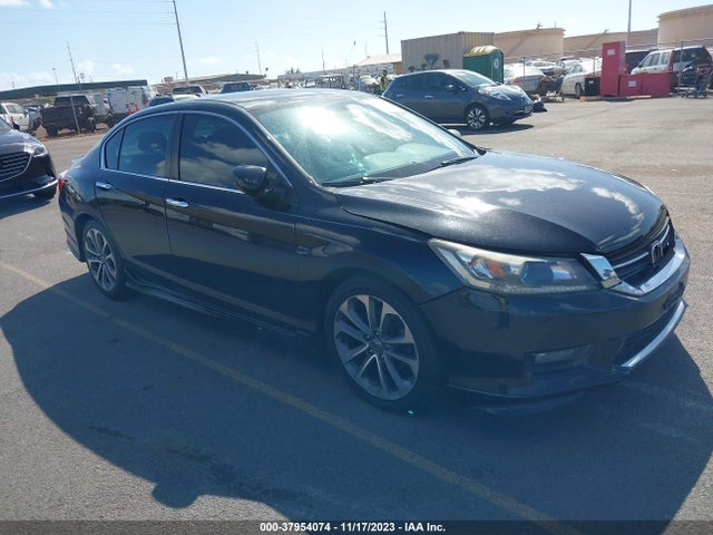 2014 1HGCR2F55EA046413 main image