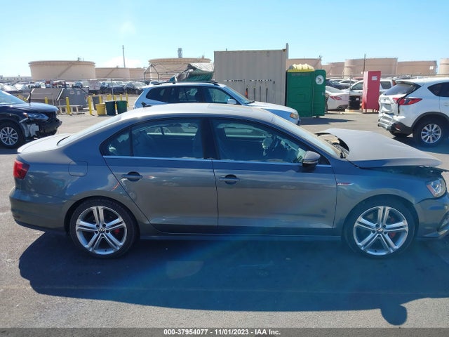 3VW5T7AJ4HM311353 Volkswagen JETTA GLI