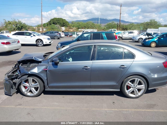 3VW5T7AJ4HM311353 Volkswagen JETTA GLI