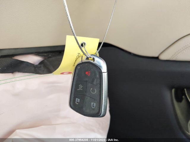 1GYKNCRS6HZ290682 Cadillac Xt5 Premium Luxury