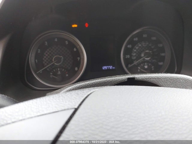2019 HYUNDAI ELANTRA SE VIN: 5NPD74LF9KH490013