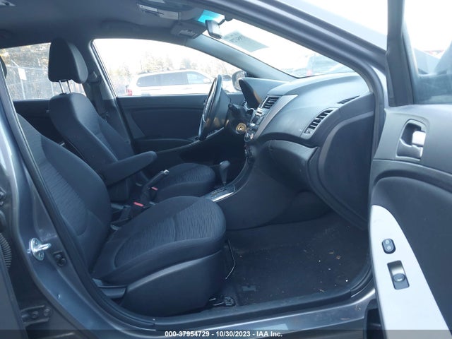 2015 HYUNDAI ACCENT GS VIN: KMHCT5AE8FU201315