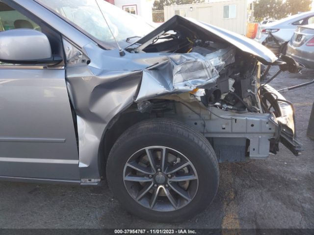 2C4RDGCG0HR746334 Dodge Grand Caravan Sxt